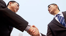 大功率(lǜ)直流電源技術的(de)發展趨勢